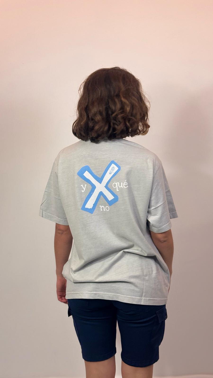 CAMISETA CORTA GRIS HIELO X QUE NO AZUL
