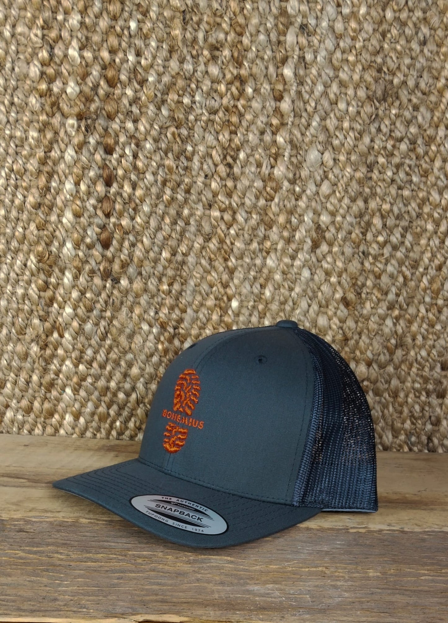 GORRA ANTRACITA BORDADO 3D NARANJA