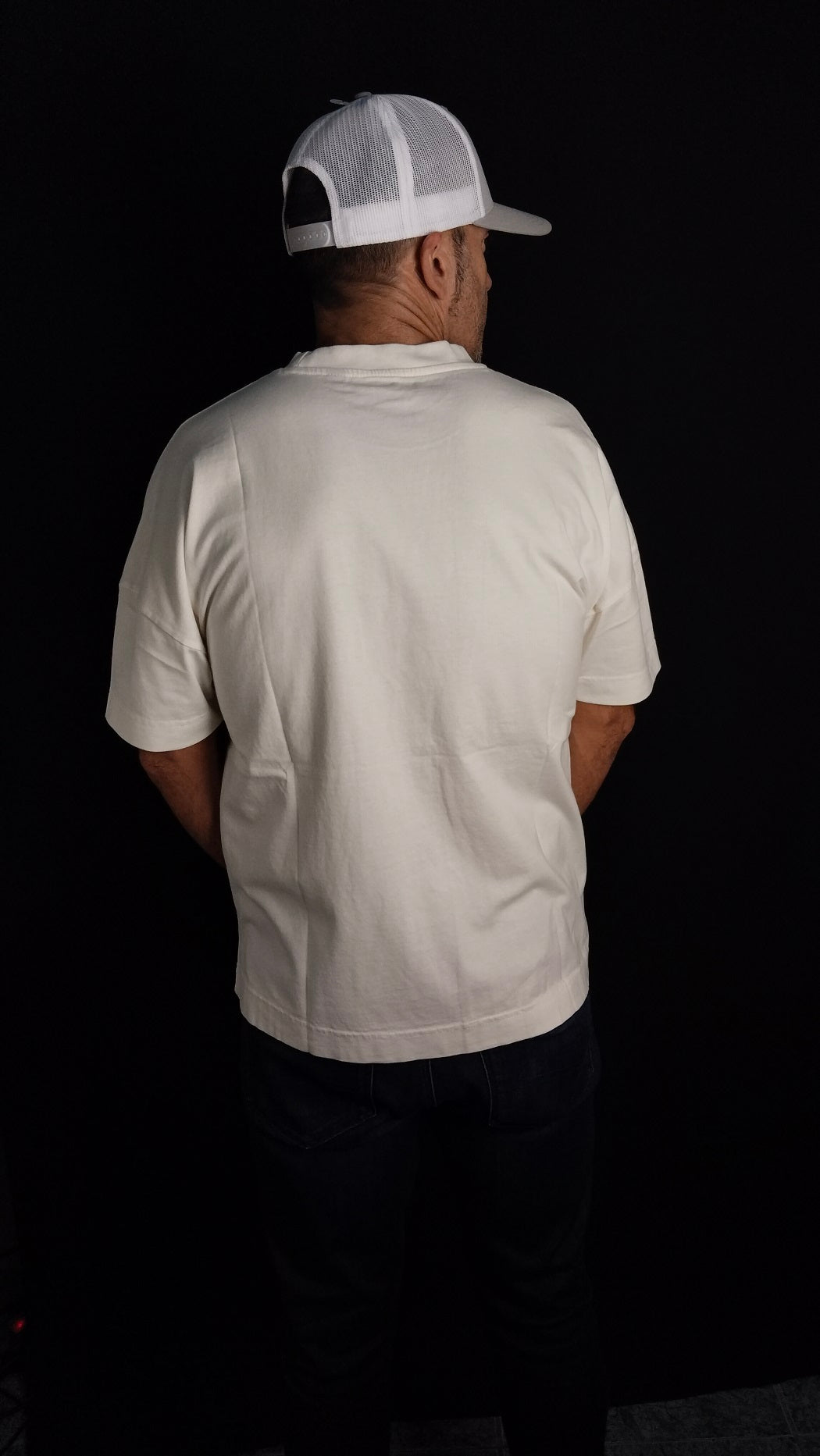 CAMISETA CREMA HOMBROS CAIDO BOHEMIUS 22