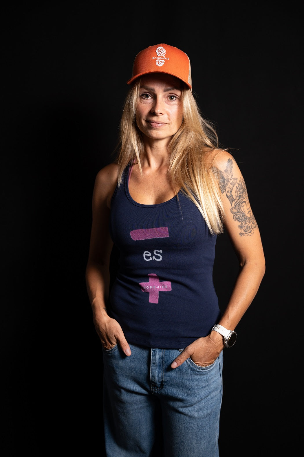 CAMISETA BOHEMIUS MENOS ES MAS