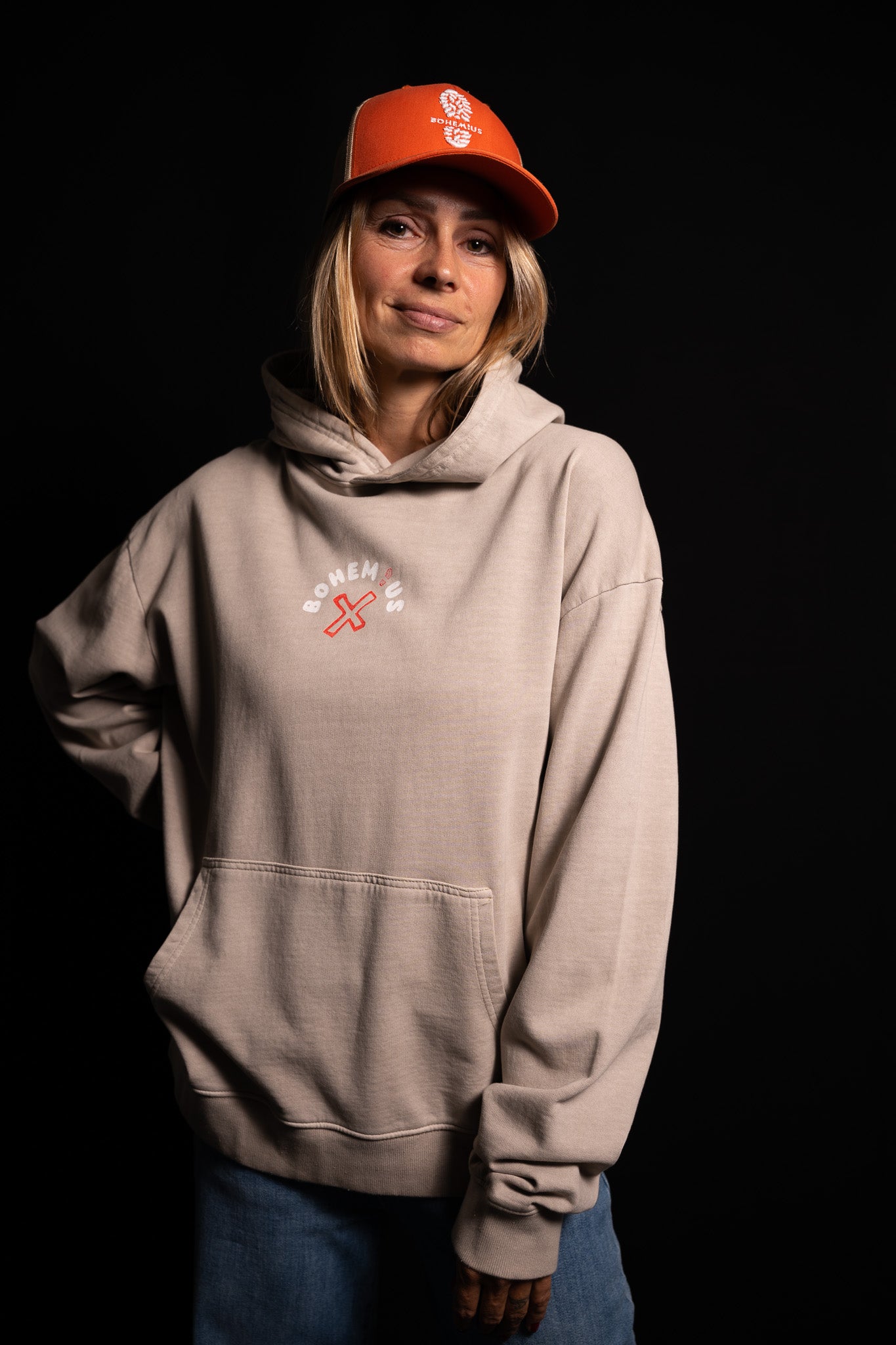 SUDADERA CON CAPUCHA BOHEMIUS GLOBO