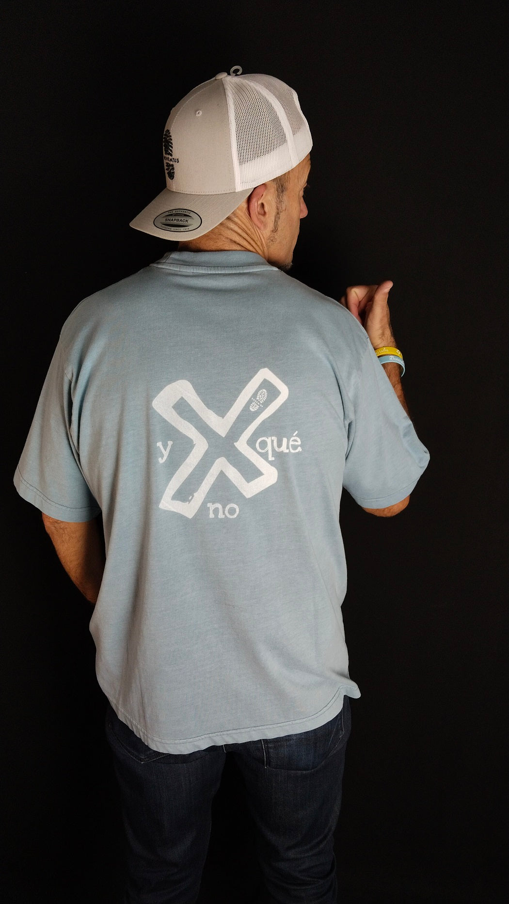 CAMISETA OVERSIZE AZUL Y X QUE NO